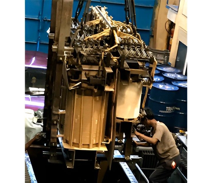 Image of a distribution transformer